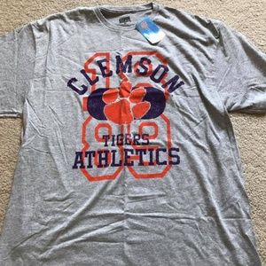 XL Clemson tshirt